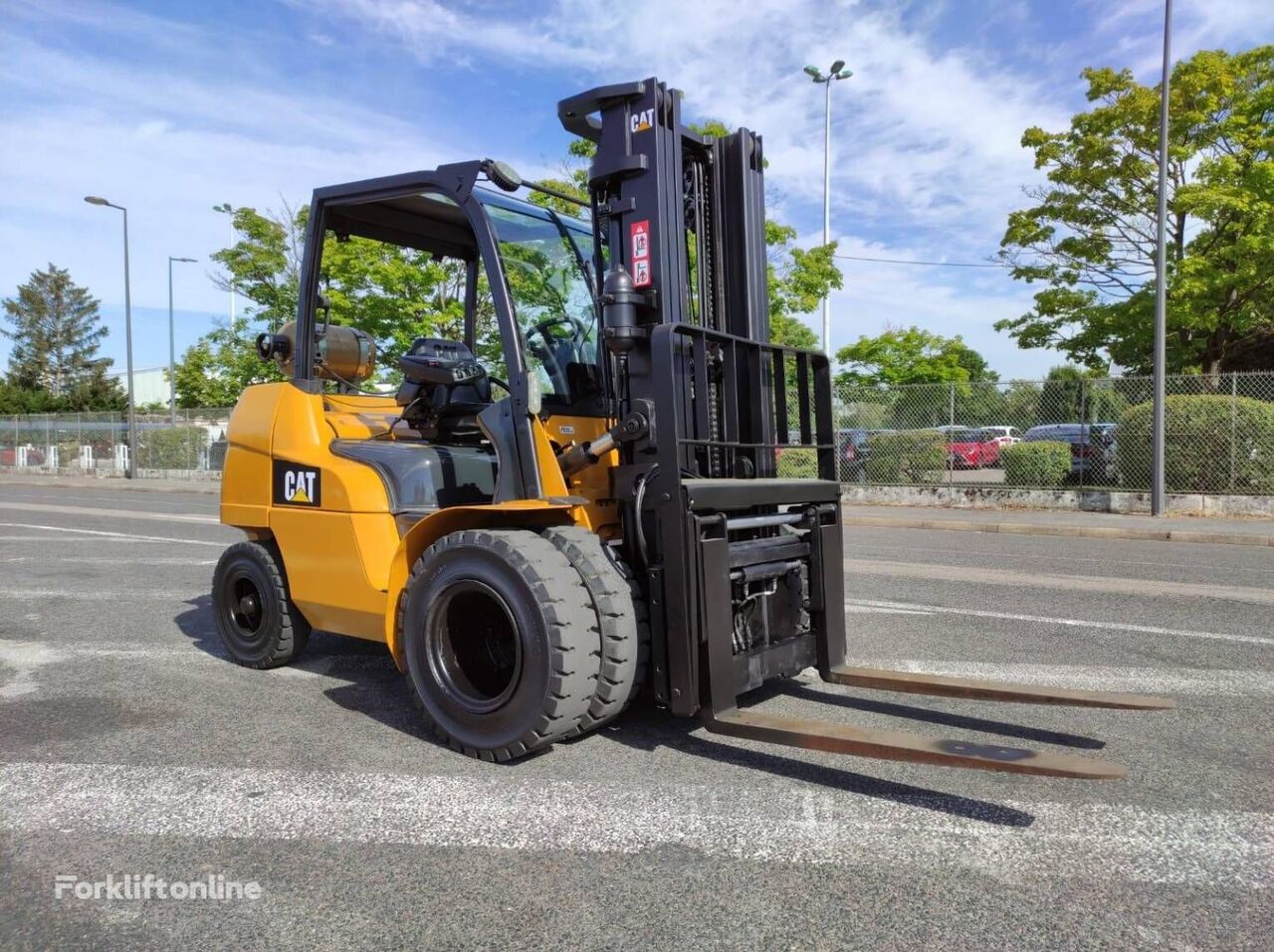 carrello elevatore a gas Caterpillar GP40N