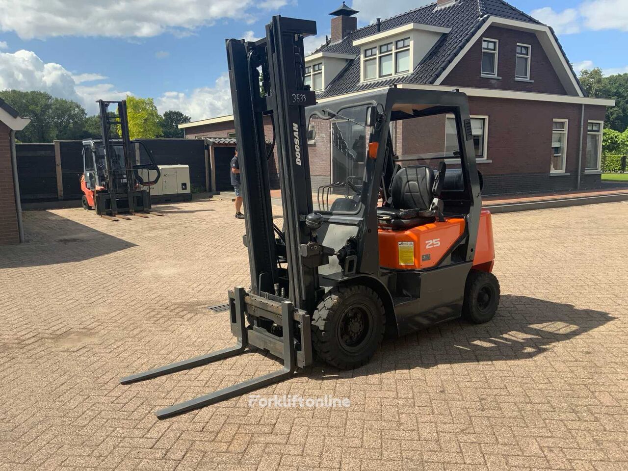 Doosan G25G LP gas forklift for sale | Forkliftonline UG Doosan G25G LP gas forklift - Forkliftonline