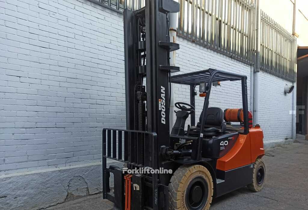 Doosan G40SC-5 gas forklift