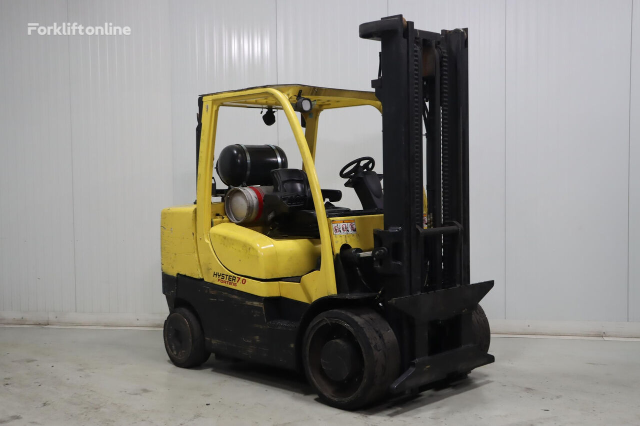 xe nâng khí Hyster S7.0FT