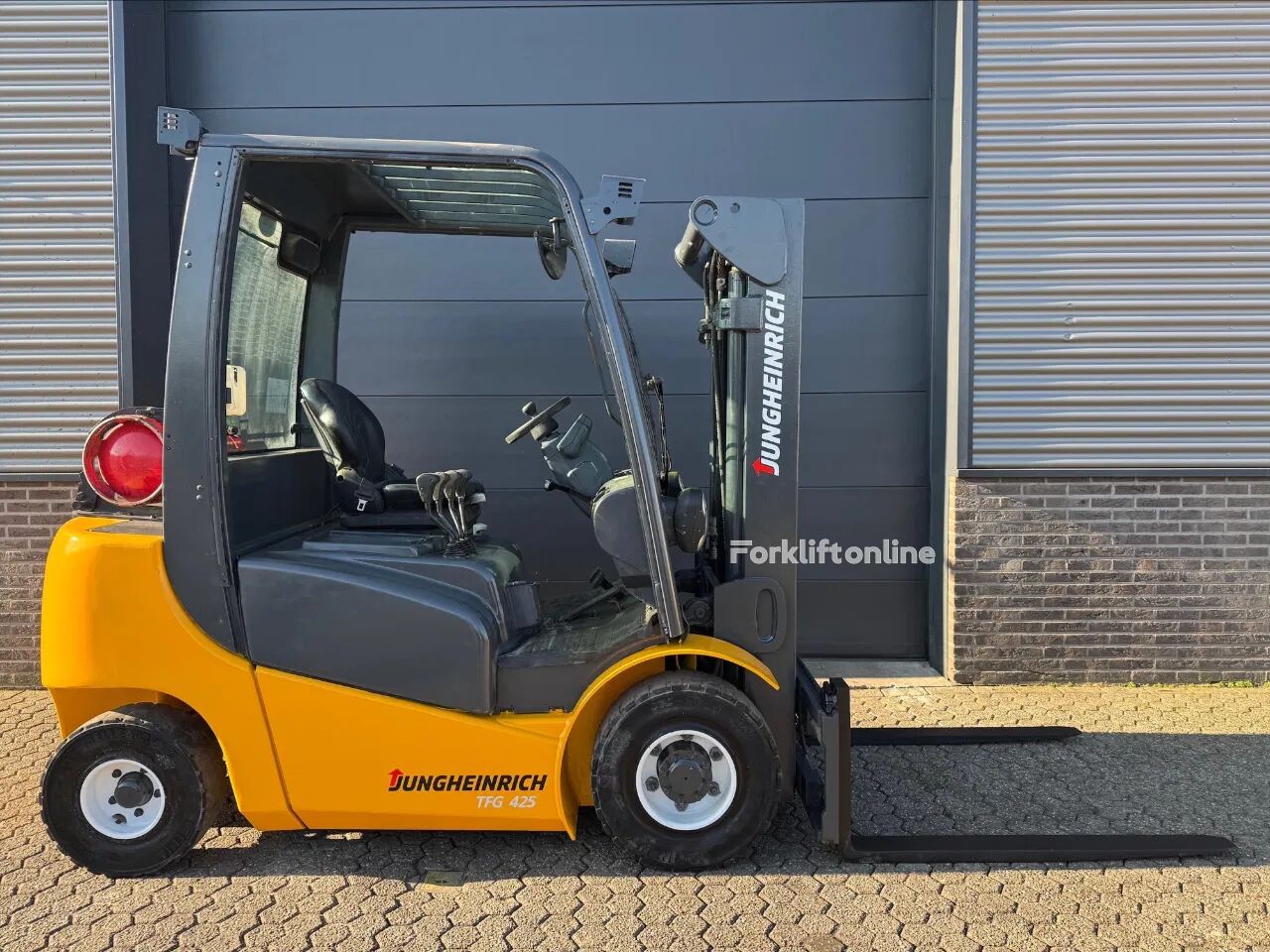 Jungheinrich TFG 425 2,5 ton LPG heftruck gas forklift