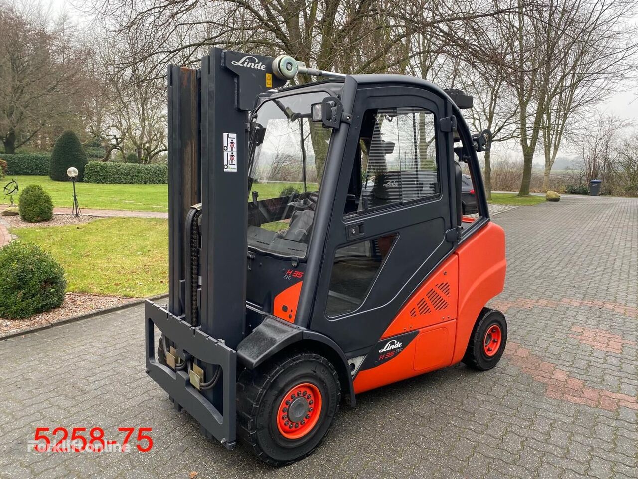 Linde H 35 T 02 gas forklift