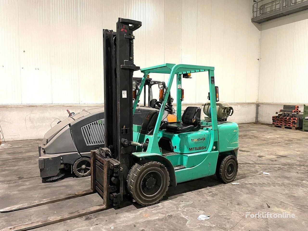 Mitsubishi  FG35K gas gaffeltruck