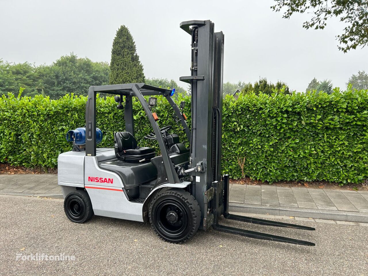 Nissan 3.5 Ton LPG gas forklift