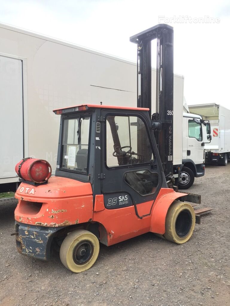 Toyota 02 - 7 FG 3,5 to. 7m hoch, Seitenschieber, Kabine, TOP gas forklift