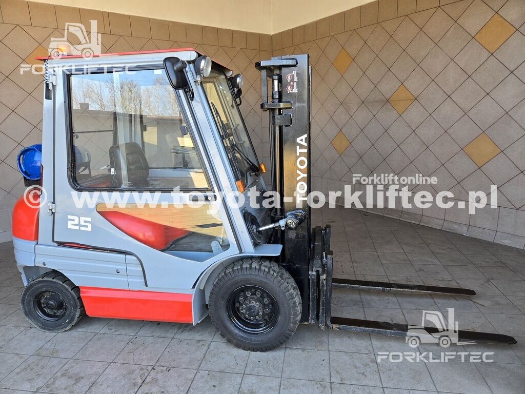 氣叉車 Toyota 6FGF25 - Forkliftonline
