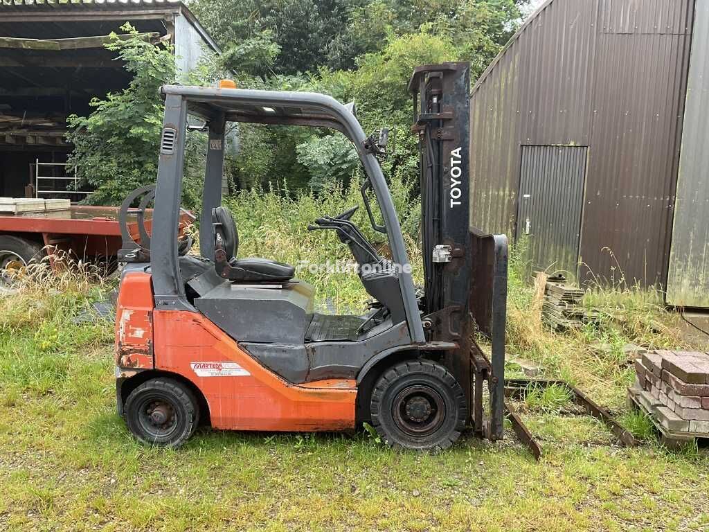 chariot élévateur à gaz Toyota Forklift - 2014