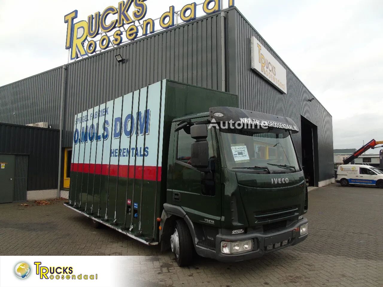 Camion trasportatore di vetro IVECO Eurocargo 75 E 180 GLASWAGEN - Autoline