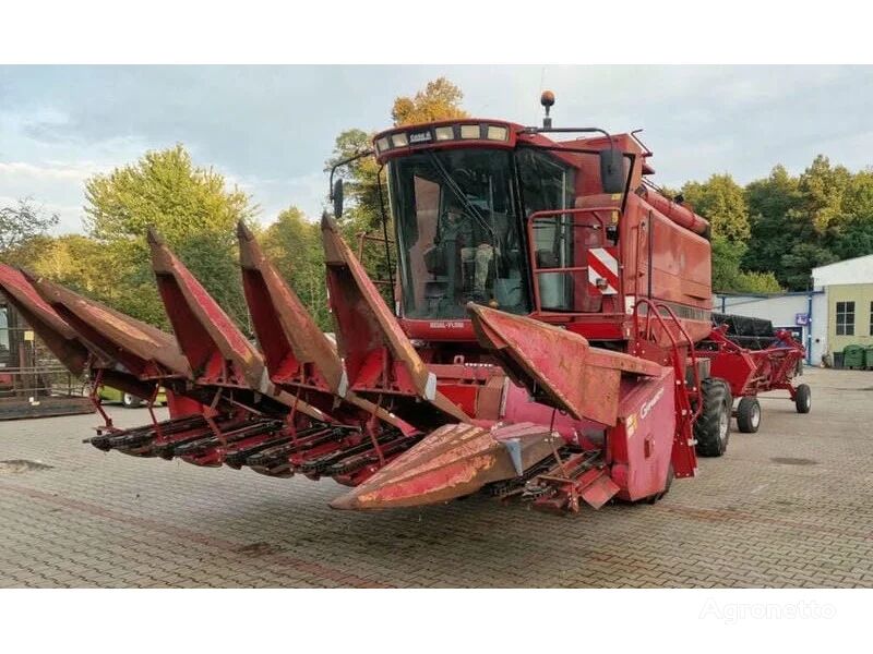 ماكينة حصادة دراسة Case IH 2188