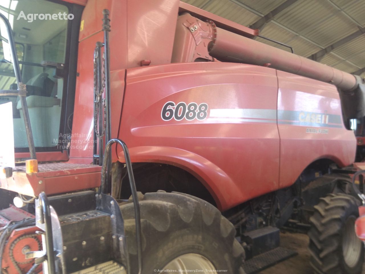 obilný kombajn Case IH 6088