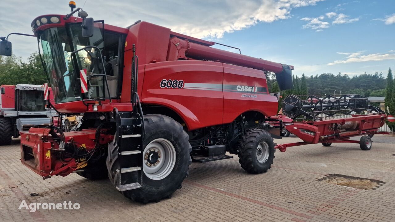 зерноуборочный комбайн Case IH 6088