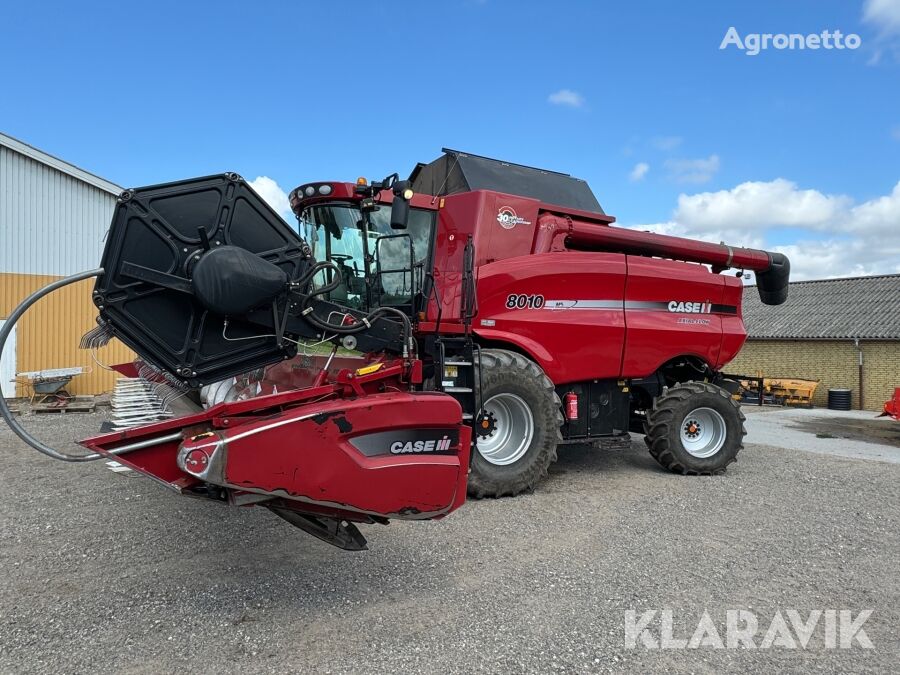 ماكينة حصادة دراسة Case IH 8010