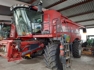 Case IH Axial-Flow 8240 grain harvester for sale - Image 4 | Agroline Case IH Axial-Flow 8240 grain harvester | Image 4 - Agroline