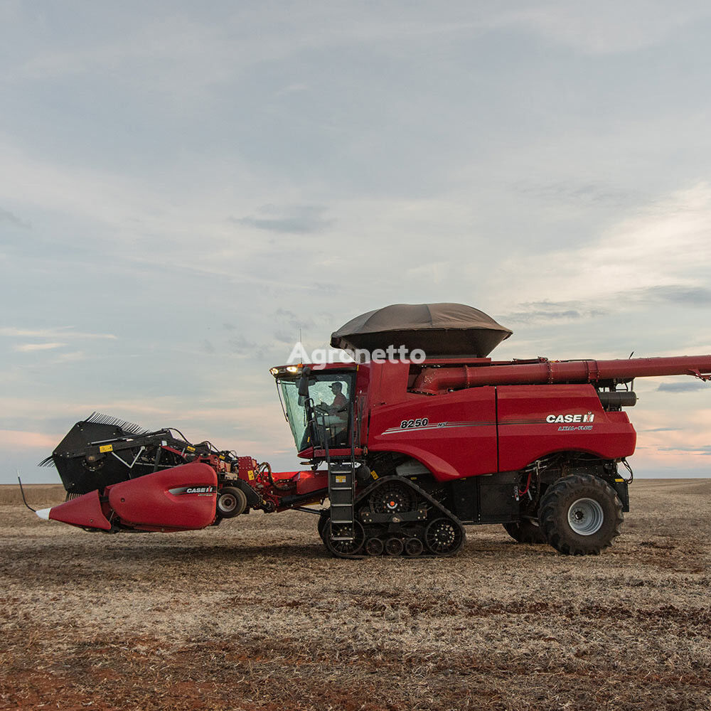 nov kombajn za žito Case IH Axial Flow 8250