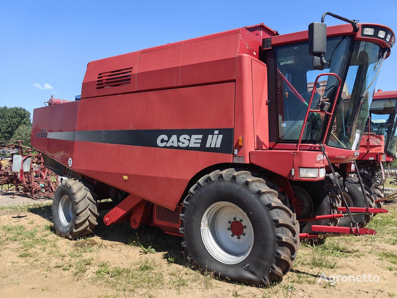 colheitadeira de grãos Case IH CF 80