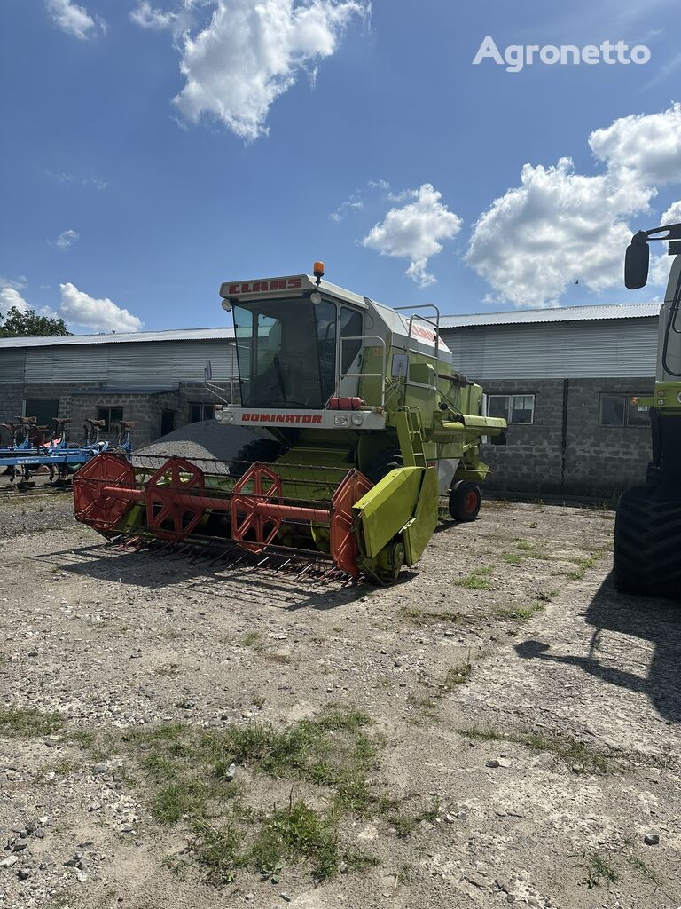 Claas Dominator 78s grain harvester