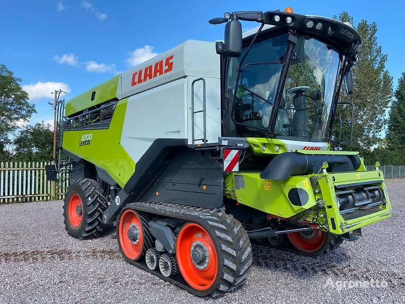 mesin pemanen gandum Claas LEXION 8700 TERRA TRAC