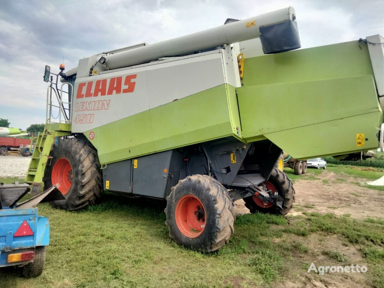 Claas Lexion 450 穀物収穫機