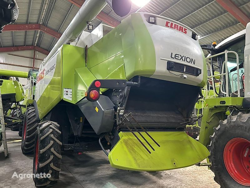 Claas Lexion 540 grain harvester