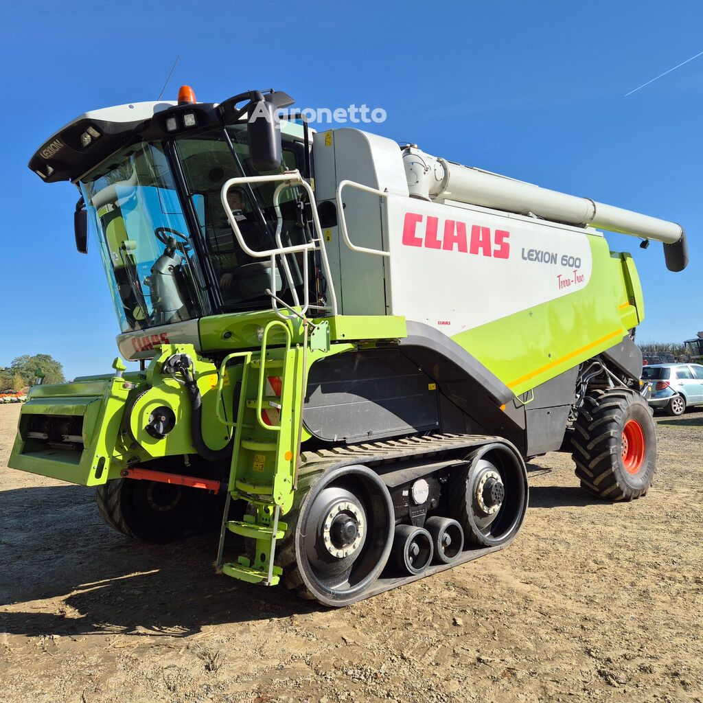 moissonneuse-batteuse Claas Lexion 600TT