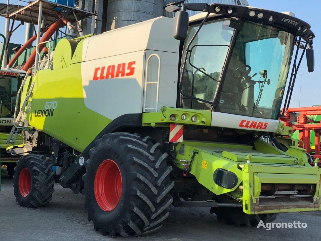 Claas Lexion 670 cosechadora de cereales