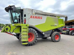 moissonneuse-batteuse Claas Lexion 750