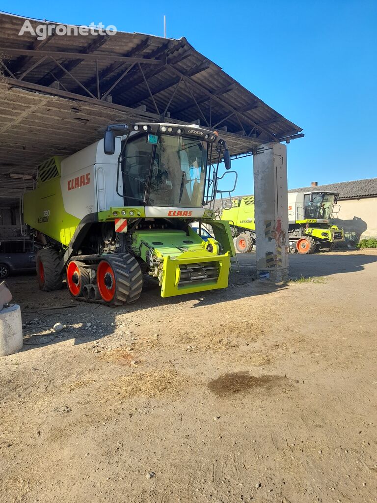 зернозбиральний комбайн Claas Lexion 750