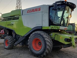 moissonneuse-batteuse Claas Lexion 750