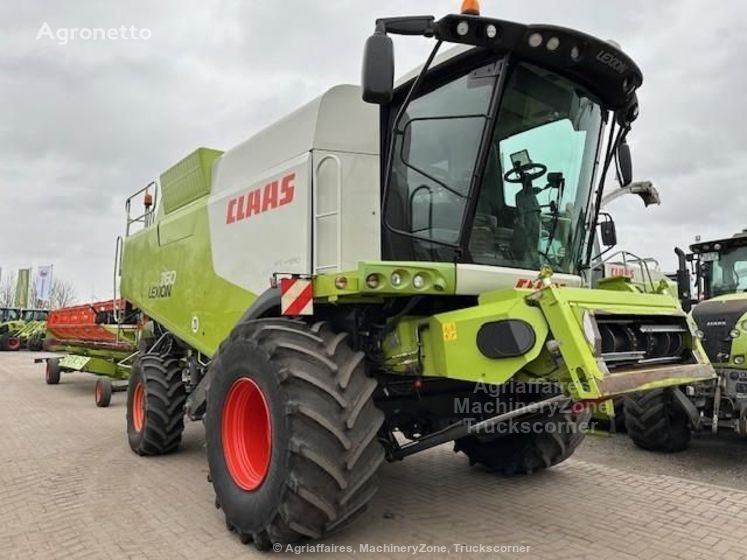 mesin pemanen gandum Claas Lexion 760