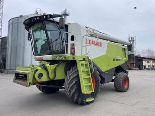 moissonneuse-batteuse Claas Lexion 760