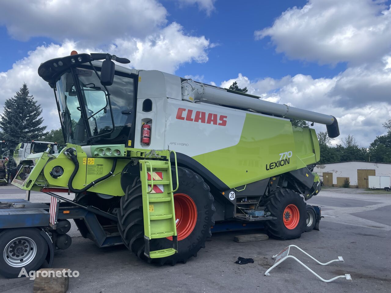 Mietitrebbia per grano Claas Lexion 770 - Agronetto