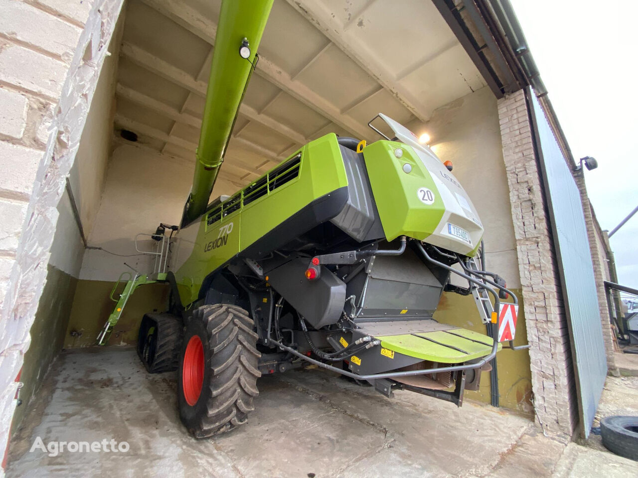 Claas Lexion 770TT grain harvester