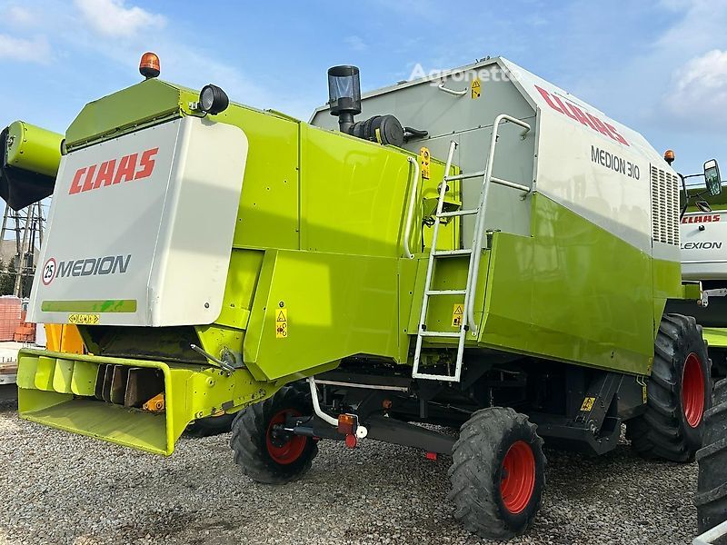 máy gặt đập liên hợp Claas Medion 310