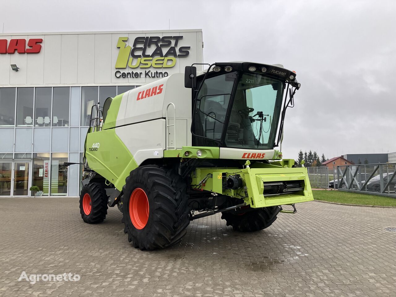 곡물 수확기 Claas Tucano 440 - Agronetto