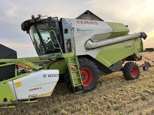 combină de recoltat cereale Claas Tucano 470