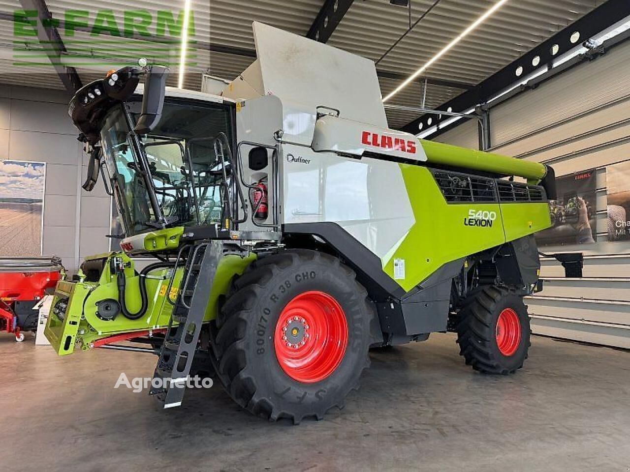 зерноуборочный комбайн Claas lexion 5400 model c831