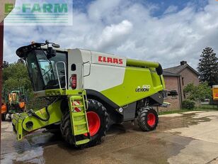 Claas lexion 620 grain harvester