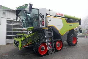 Claas lexion 7700 tt grain harvester
