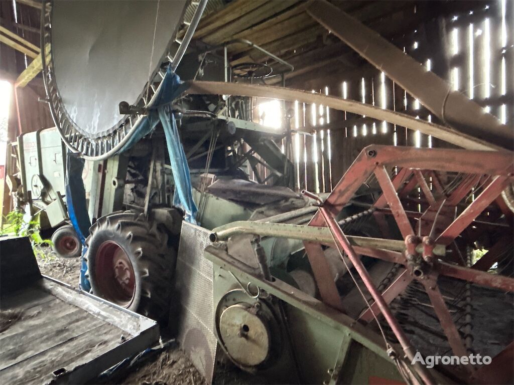 Claas matador grain harvester