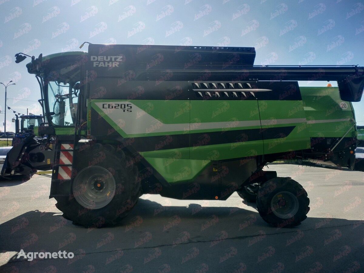 máy gặt đập liên hợp Deutz-Fahr C6205 mới