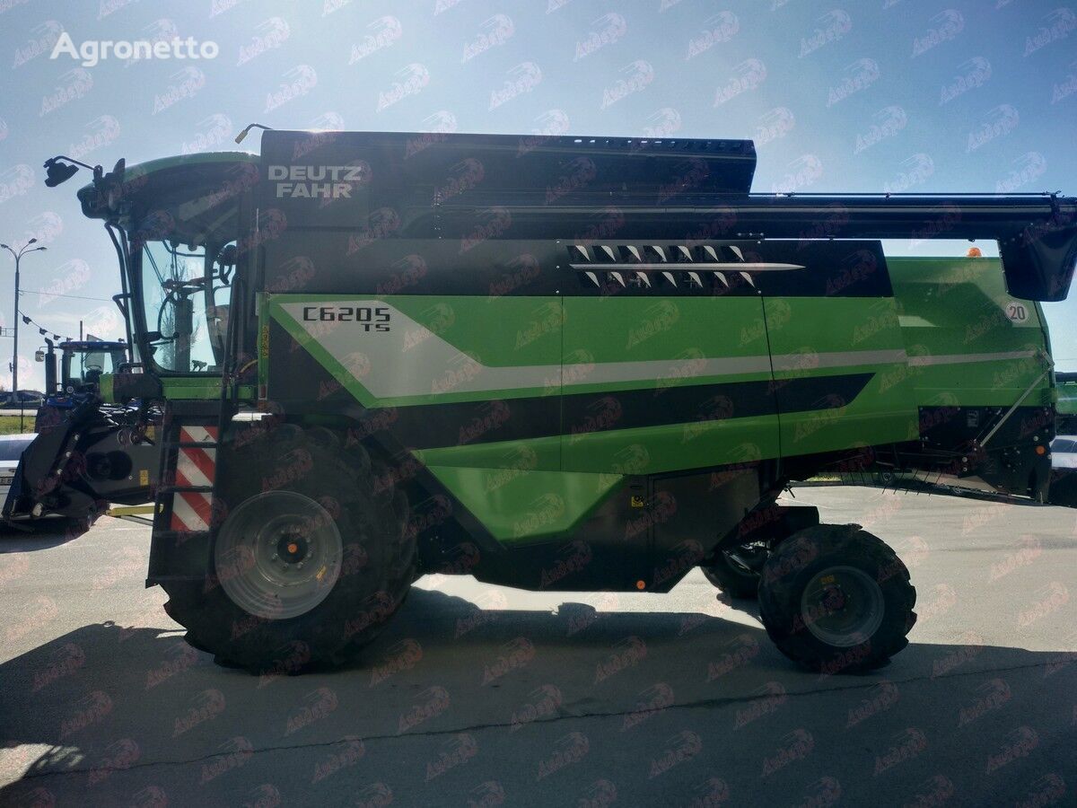 новый зерноуборочный комбайн Deutz-Fahr C6205TS