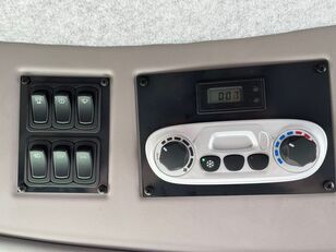 بيع ماكينة حصادة دراسة Deutz-Fahr C7206 - صورة 5 | Agroline SA ماكينة حصادة دراسة Deutz-Fahr C7206 | صورة 5 - Agroline