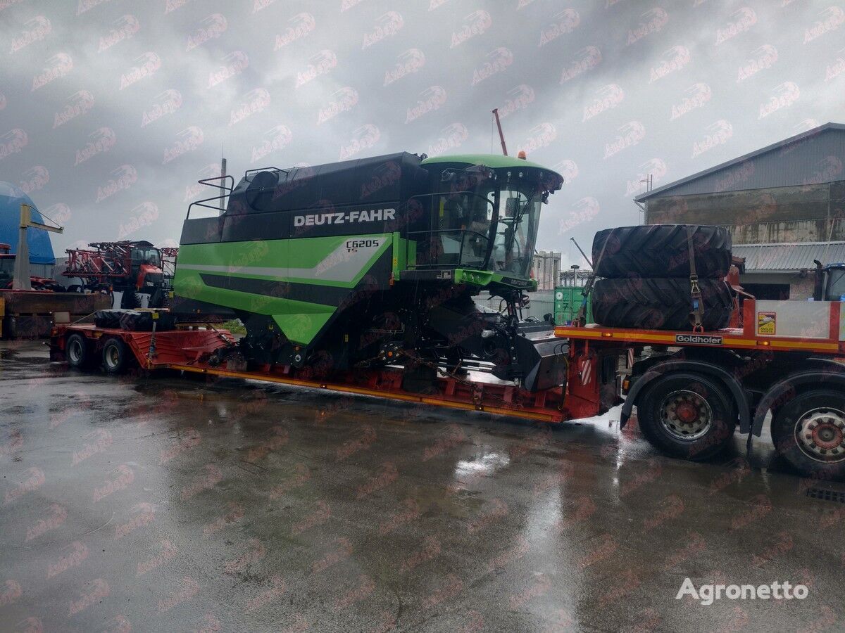 new Deutz-Fahr S6205TS grain harvester