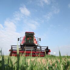 combină de recoltat cereale GS5 nouă