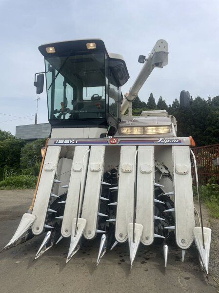 Iseki COMBINE(ISEKI) grain harvester