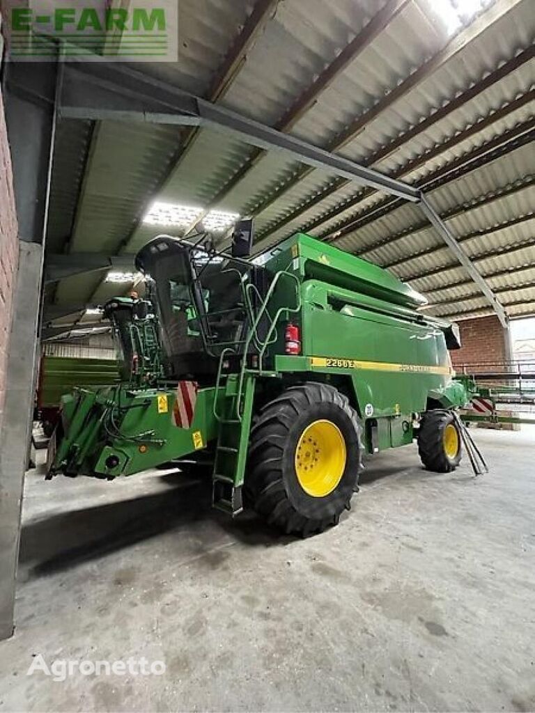 зърнокомбайн John Deere 2266 extra