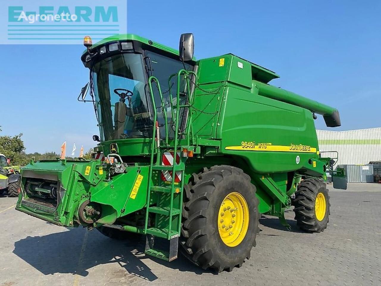 ماكينة حصادة دراسة John Deere 9640 i wts