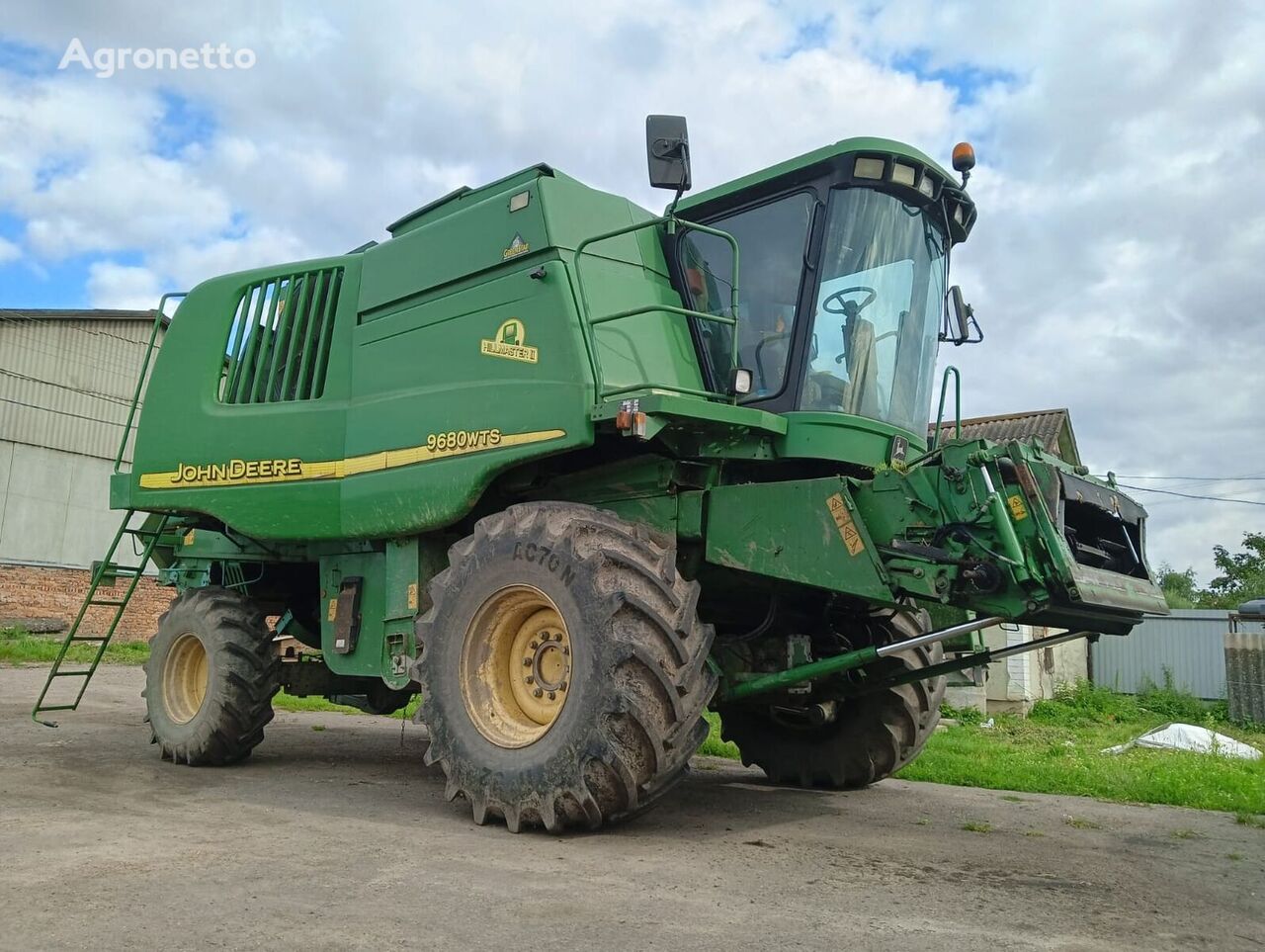 moissonneuse-batteuse John Deere 9680 WTS HILLMASTER II