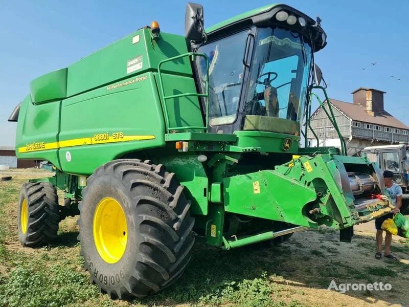 John Deere 9880 STS kombajn za žito