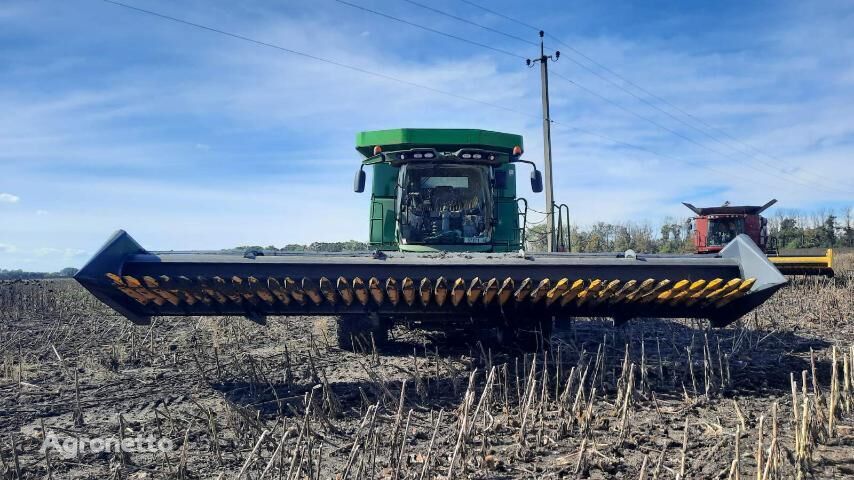 John Deere S 670 (ZhATKA FLEKS-9m.+ TELEZhKA) SEYChAS RABOTAET I  MOZhNO KUPIT grain harvester